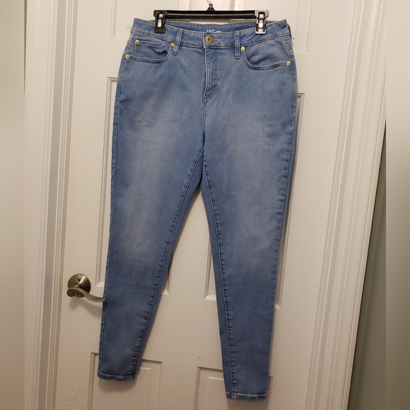 EC Inc. International Light Blue Skinny Jean's Size 14, Casual, Stretch - Picture 1 of 7